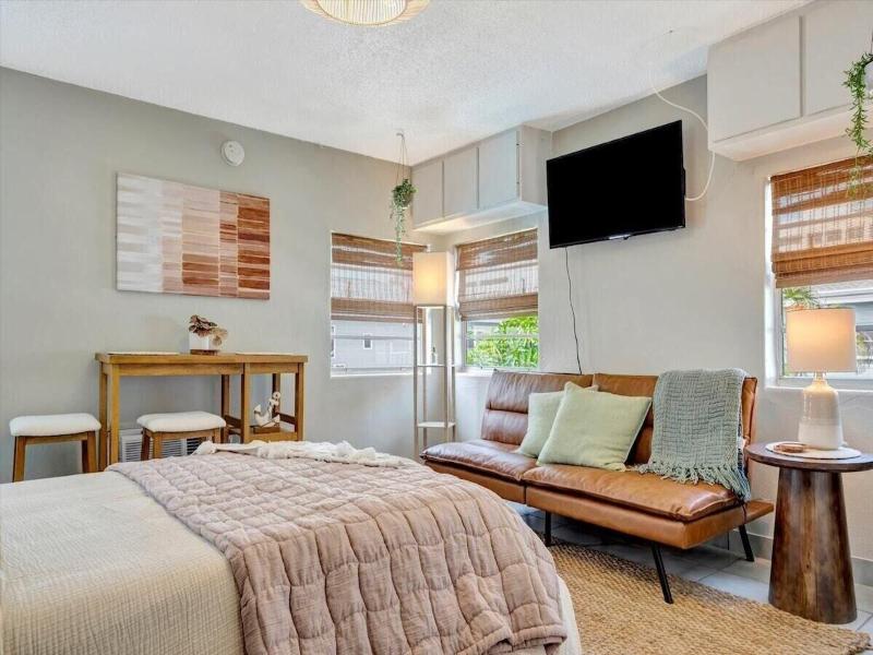 The Seashell Suites image