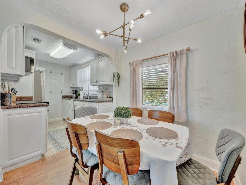 The Seashell Suites image