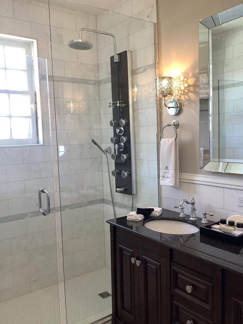 Manoir Chamberland Adults Only No Pets image