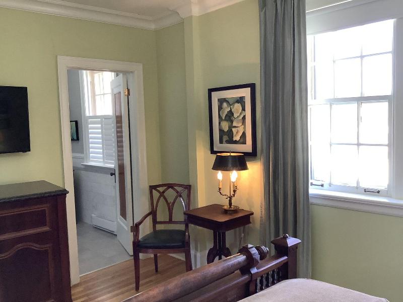 Manoir Chamberland Adults Only No Pets image