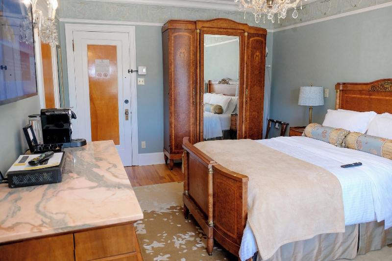 Manoir Chamberland Adults Only No Pets image