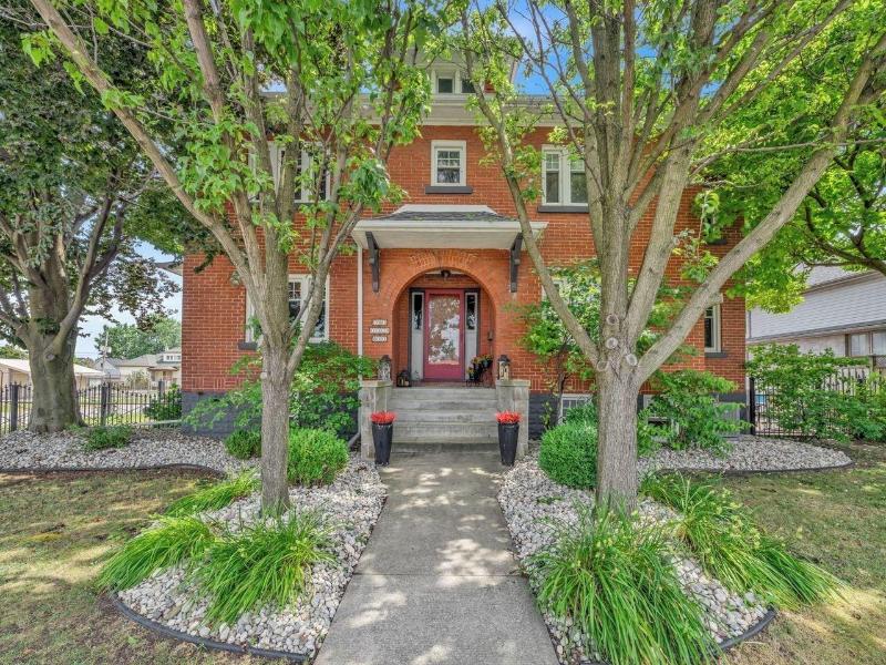 Nicklin House image