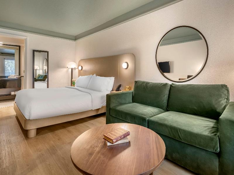 Voco Kissimmee Orlando By IHG image