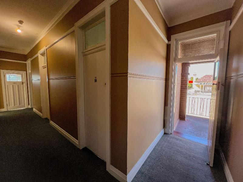 Commercial Hotel Bega image