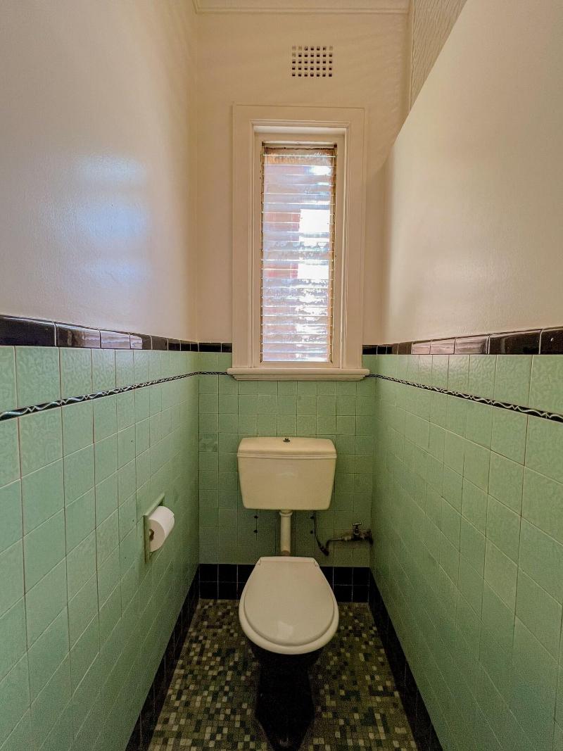 Commercial Hotel Bega image
