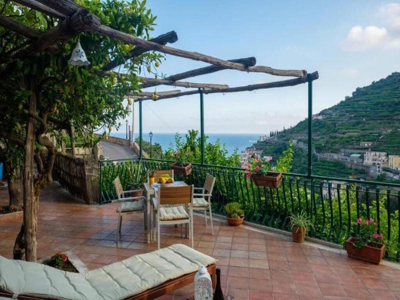 Villa Carlotta Minori image