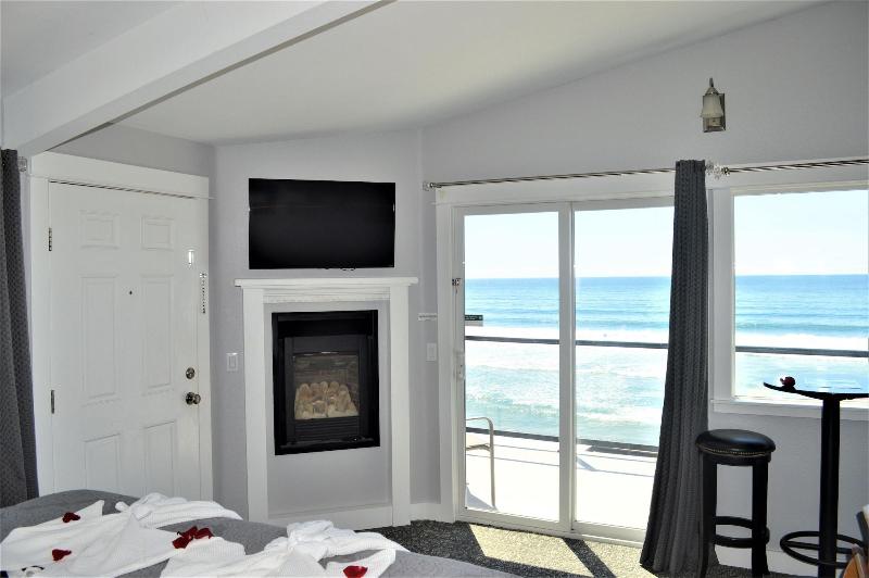 Beachfront Manor Hotel image