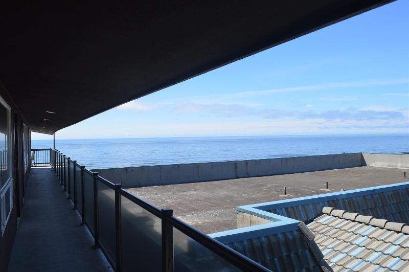 Beachfront Manor Hotel image