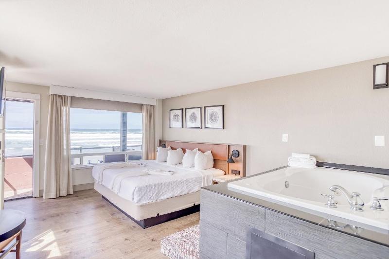 Beachfront Manor Hotel image