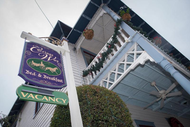 Carriage Way Inn — photo 40