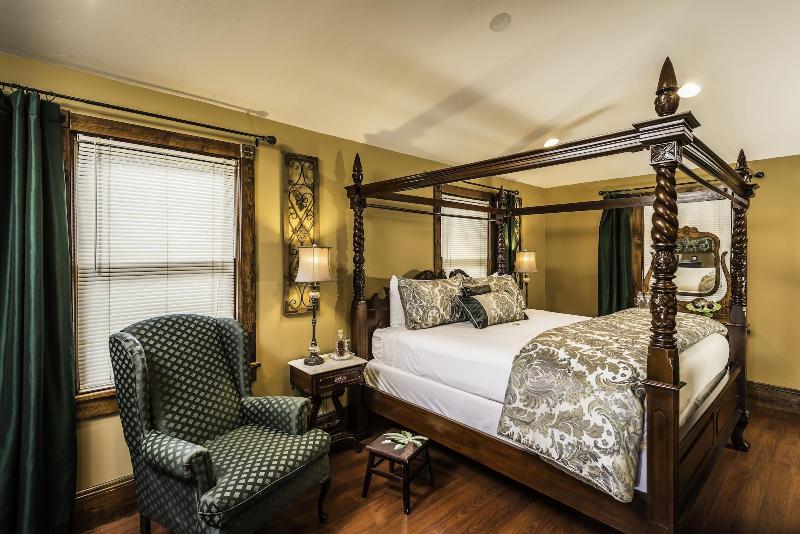Carriage Way Inn — photo 28
