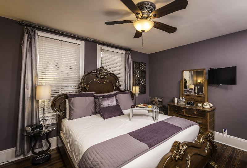 Carriage Way Inn — photo 44