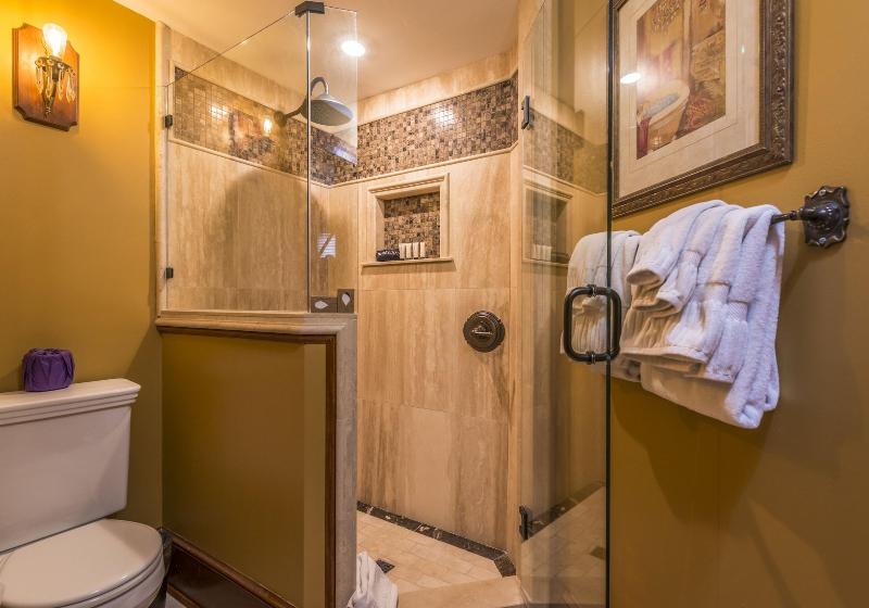 Carriage Way Inn — photo 19