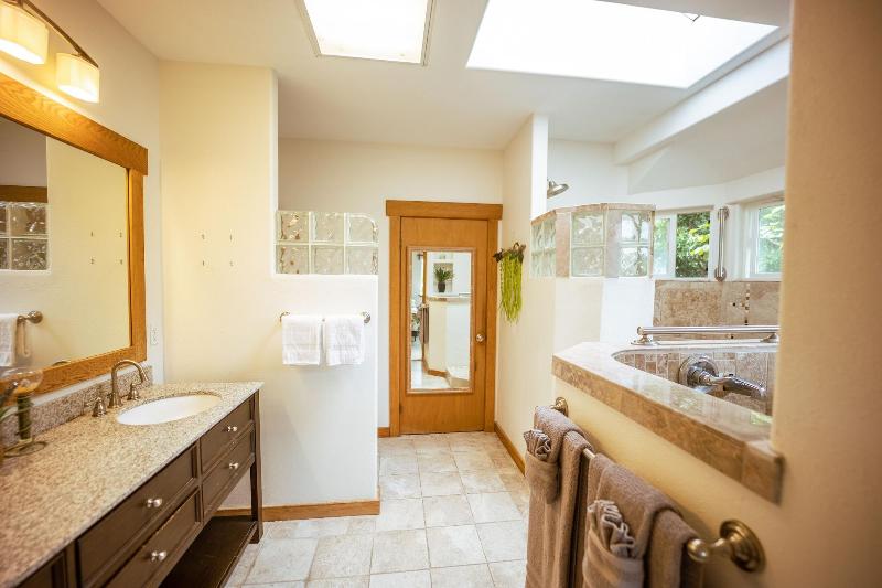 Hilo Vacation Rental image