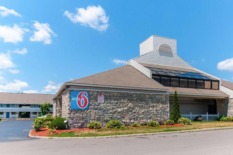Motel 6 Southgate Mi Detroit image