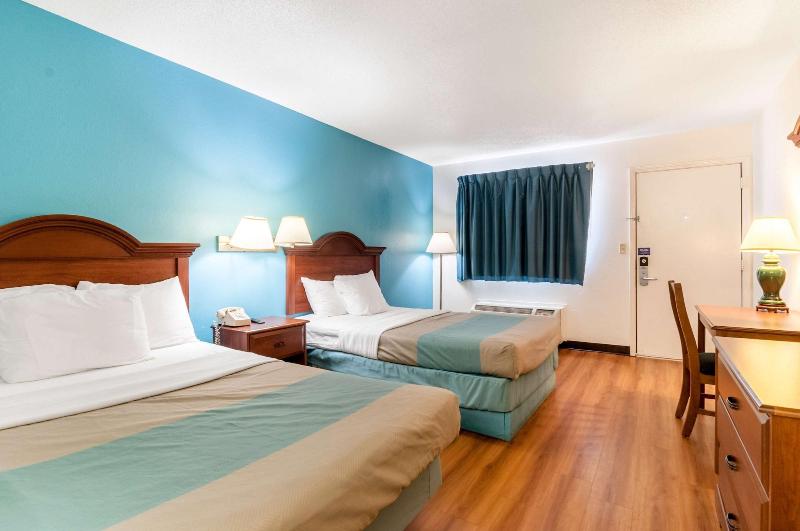 Motel 6 Southgate Mi Detroit image