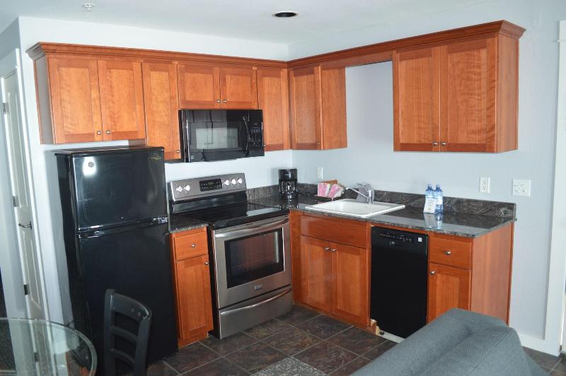 Starfish Manor Oceanfront Hotel image