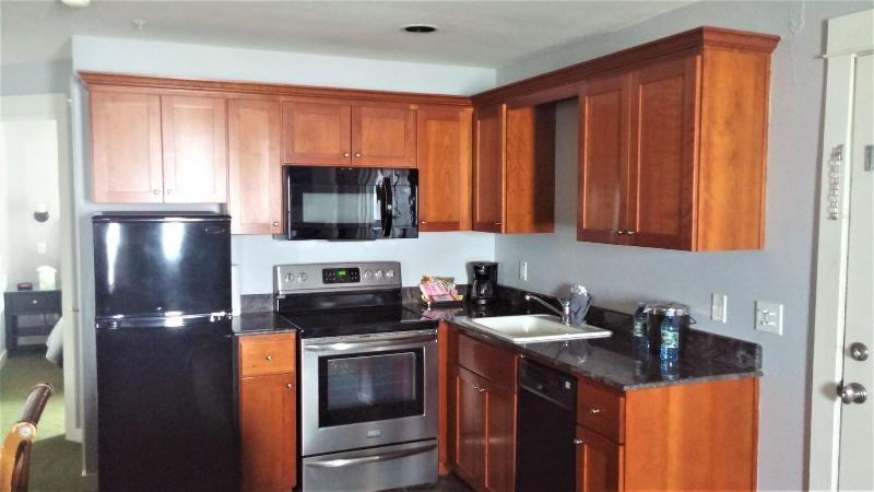 Starfish Manor Oceanfront Hotel image