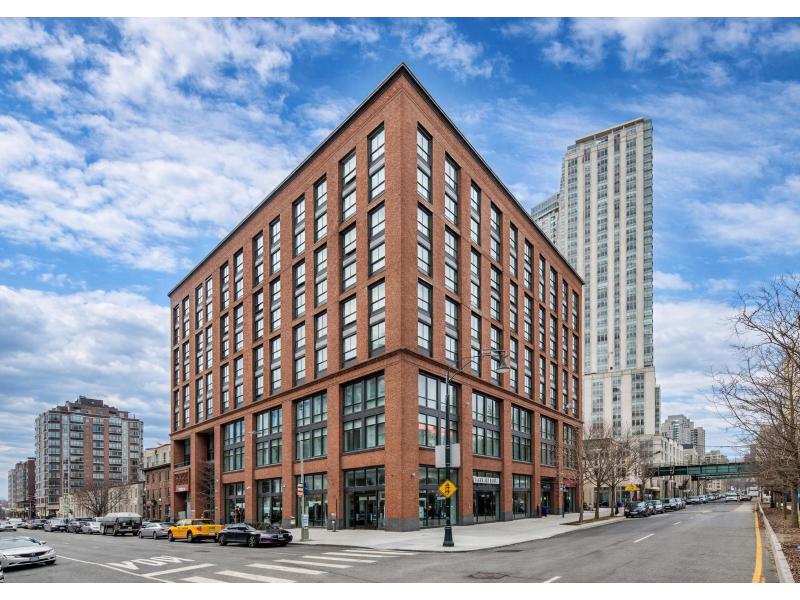 Court Sq Htl Long Island C NY, Belvilla District 6 3
