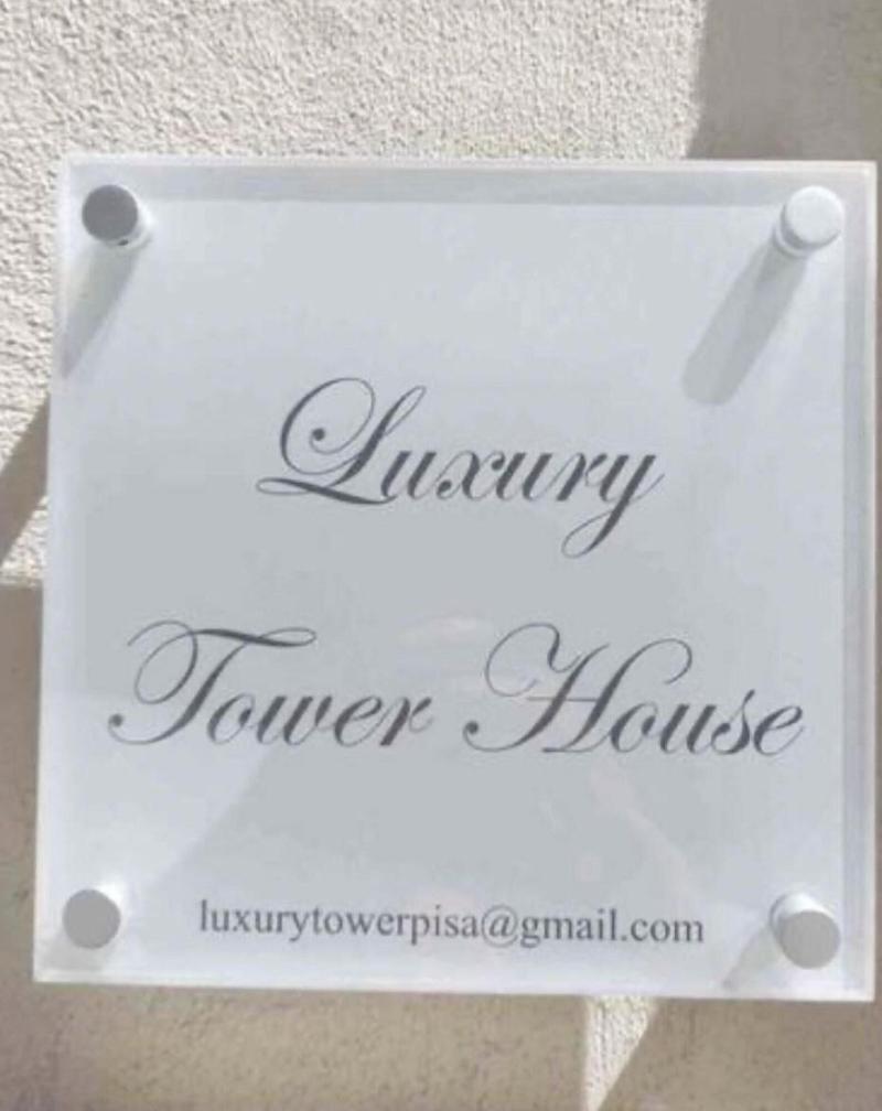 Luxury Tower House In The Heart Of Pisa image