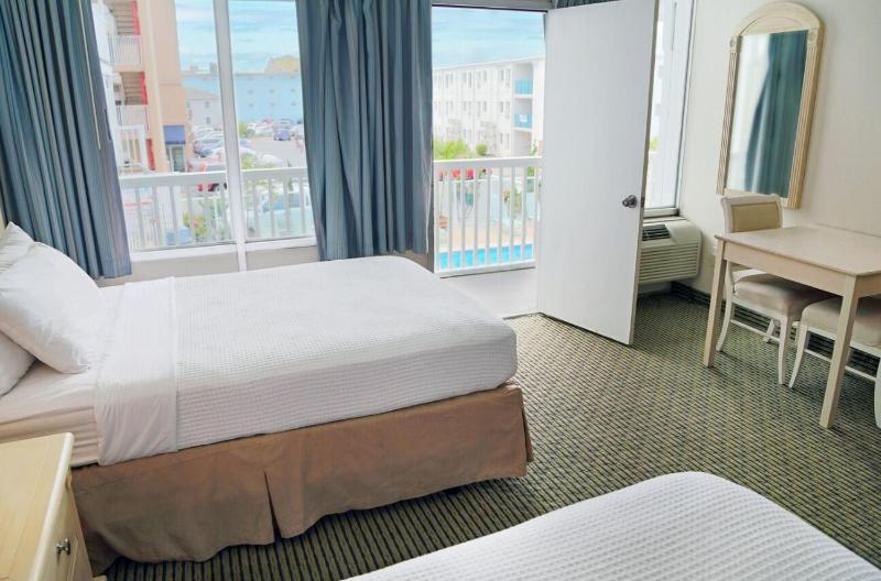 Seabonay Oceanfront Motel image