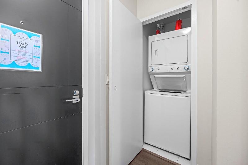 Globalstay Modern Lillian St Apartments image