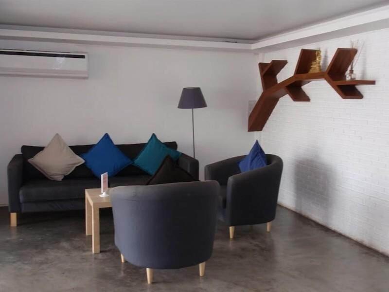 I Room Hotel image
