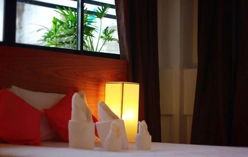 I Room Hotel image