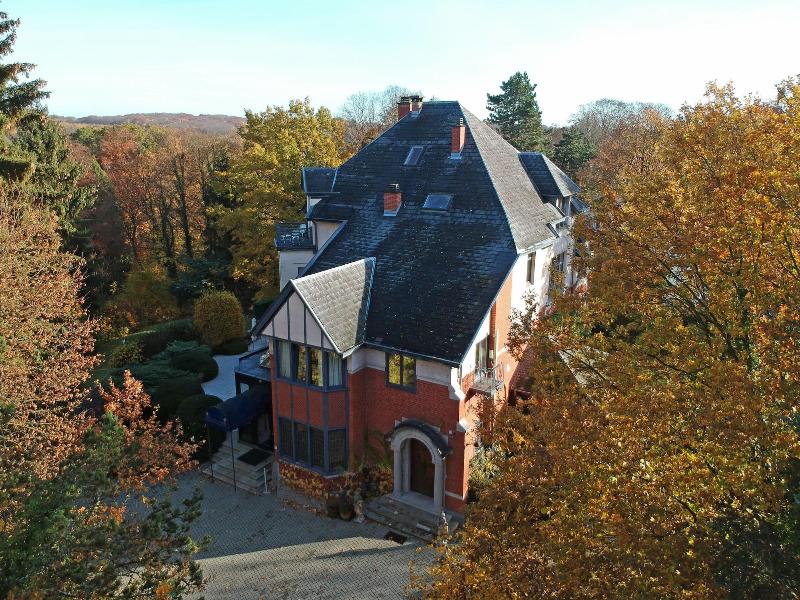 Martin S Manoir image