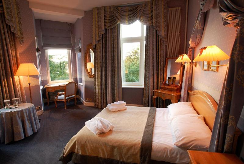 Martin S Manoir image