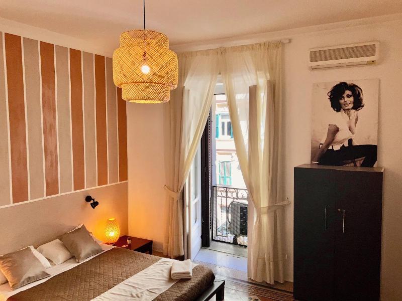 Mammina Home Napoli Santa Lucia image