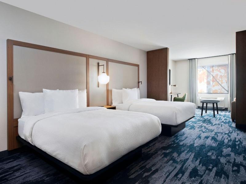 Fairfield Inn By Marriott Suites Chino