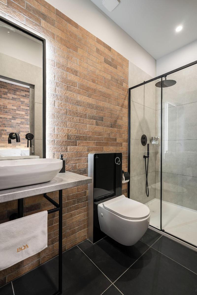 Vaci Boutique Loft Suites By Bqa image