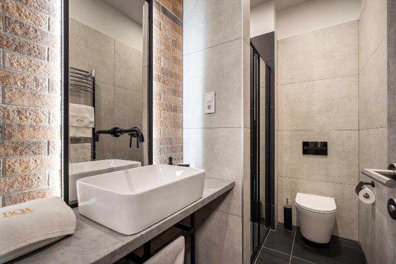 Vaci Boutique Loft Suites By Bqa image