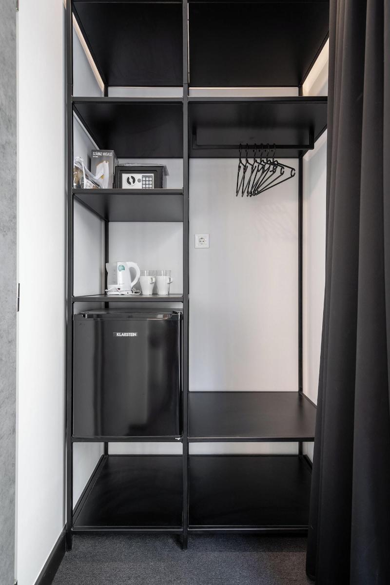 Vaci Boutique Loft Suites By Bqa image