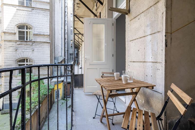 Vaci Boutique Loft Suites By Bqa image