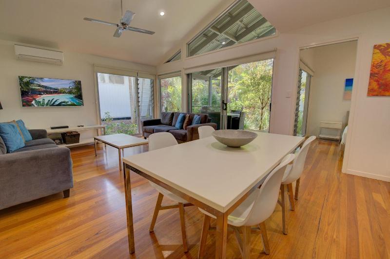 Mobys Beachside Retreat image