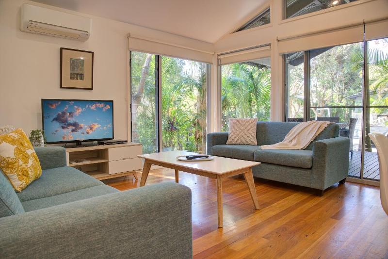 Mobys Beachside Retreat image