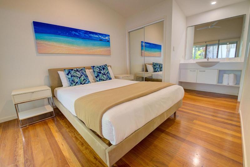Mobys Beachside Retreat image