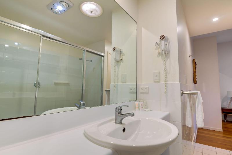 Mobys Beachside Retreat image