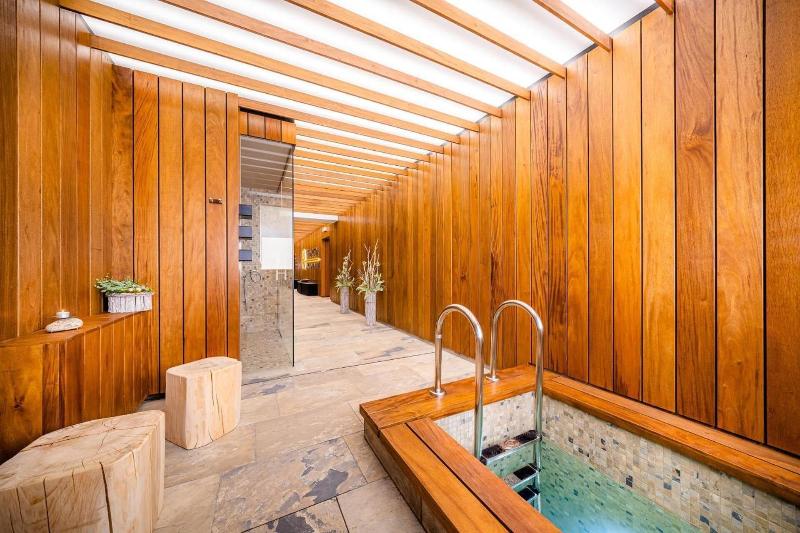 Hotel Akademie image