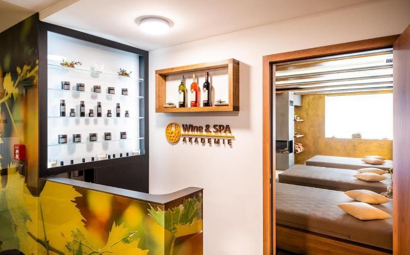 Hotel Akademie image