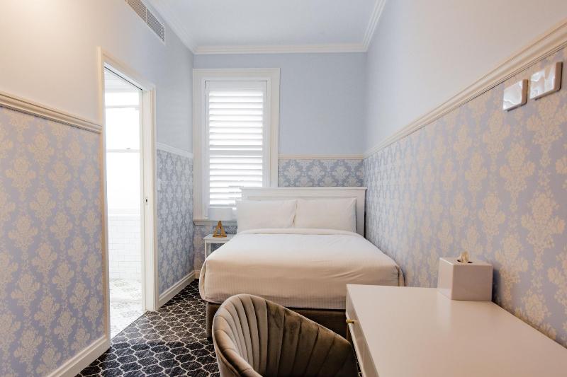 Bankstown Hotel image