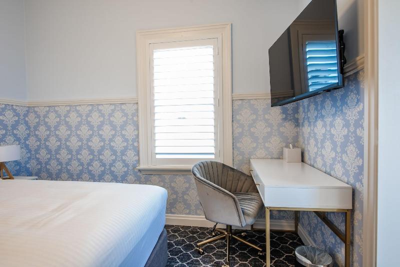 Bankstown Hotel image