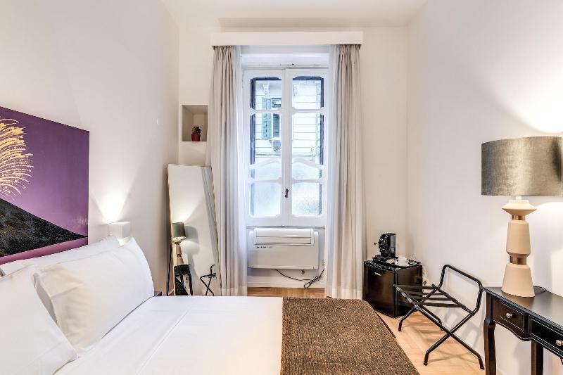 La Corte Di Partenope image