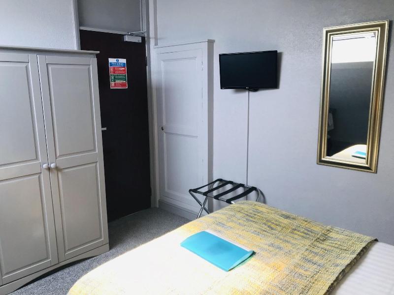 Cornerways Guest House image