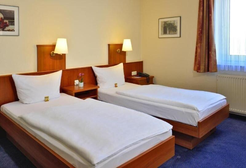 Hotel Haus Kronenthal image