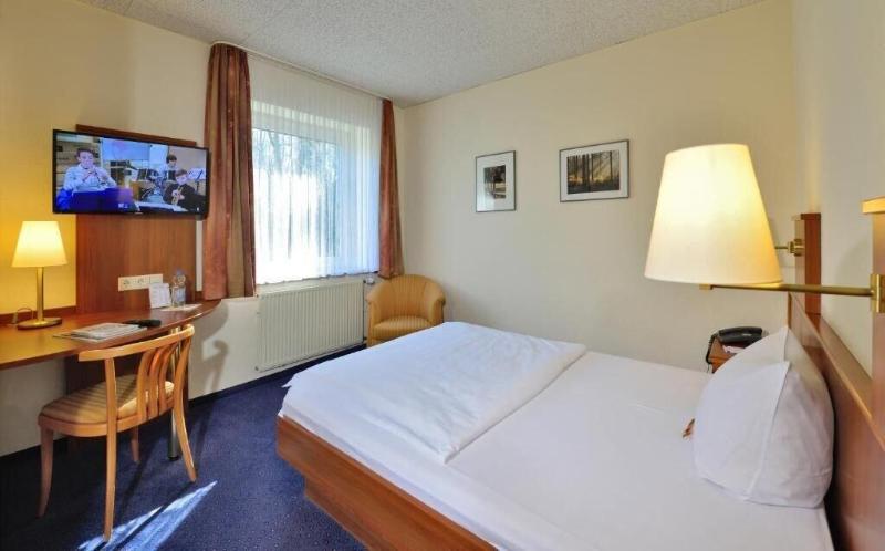 Hotel Haus Kronenthal image