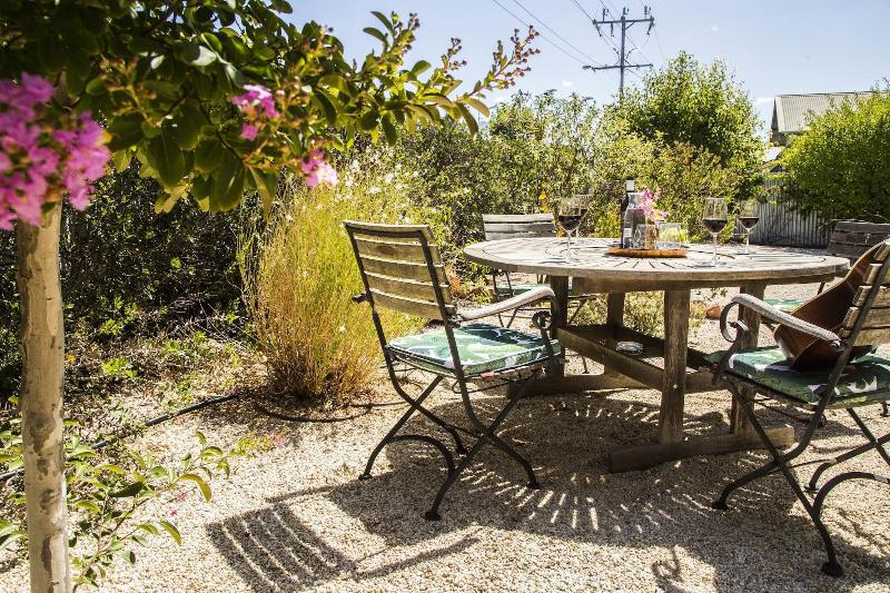 Mataro Cottage image