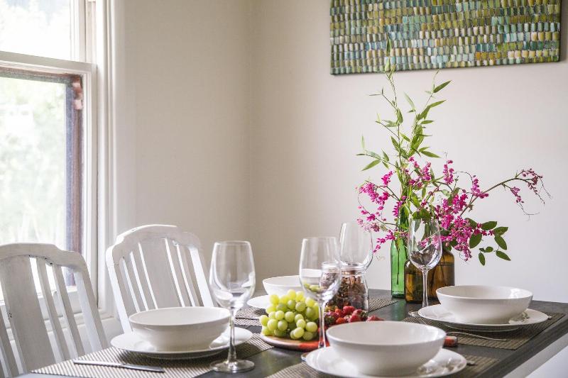 Mataro Cottage image